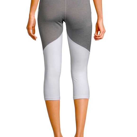 Capris - Picture 5 of 5